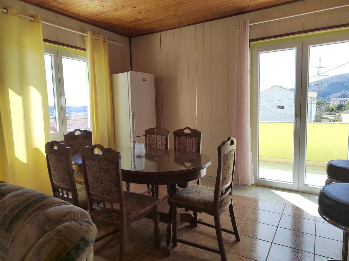 Apartman Memories Trogir Exteriör bild