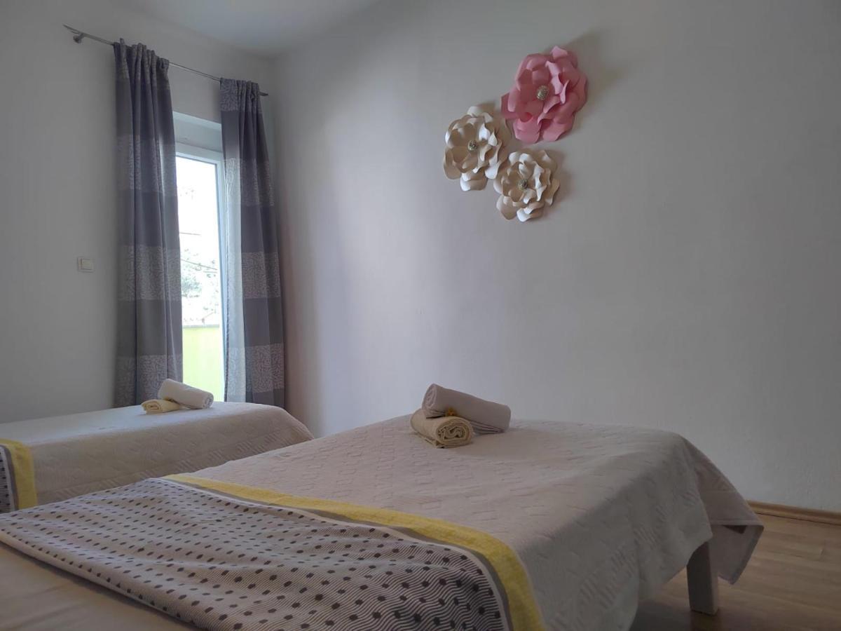 Apartman Memories Trogir Exteriör bild