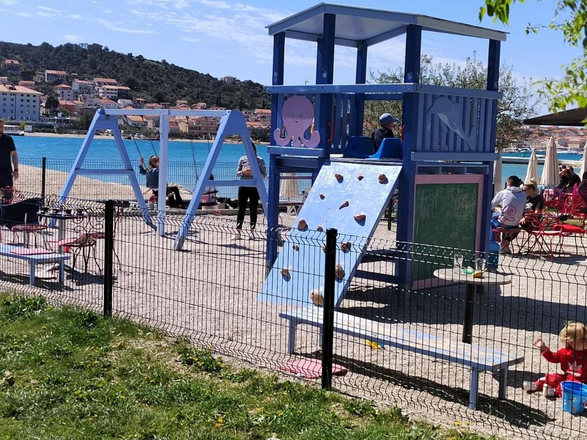 Apartman Memories Trogir Exteriör bild