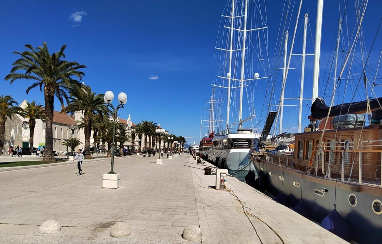 Apartman Memories Trogir Exteriör bild